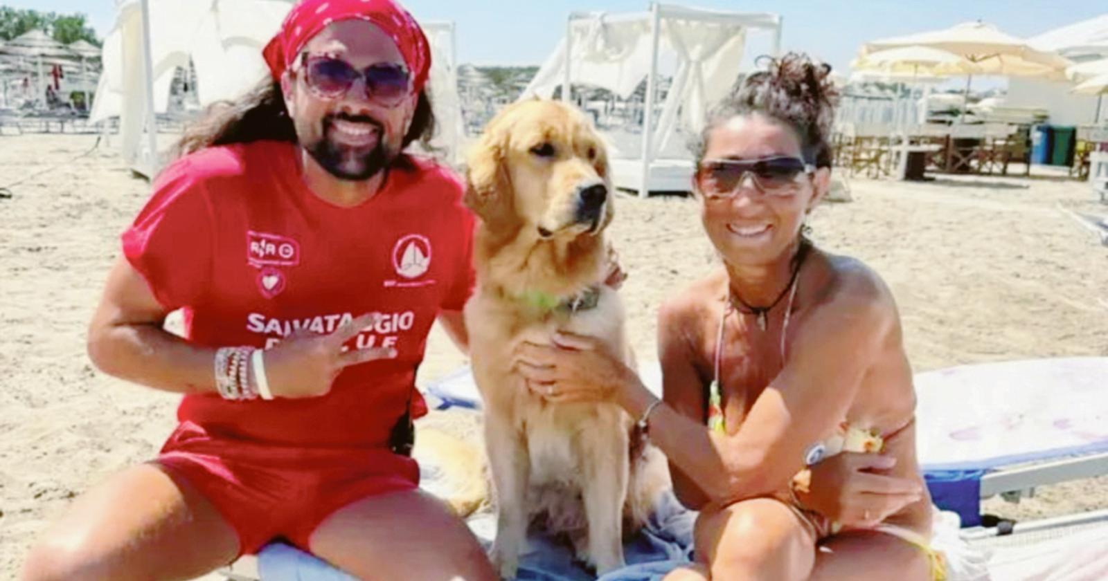 Salva dalle onde cane e padrona