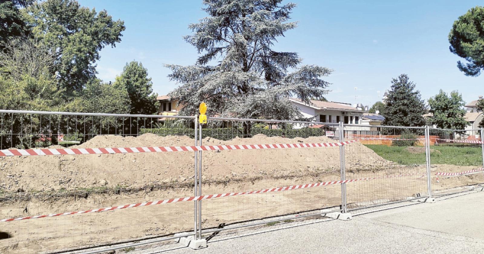 Operai al lavoro per il nuovo parco