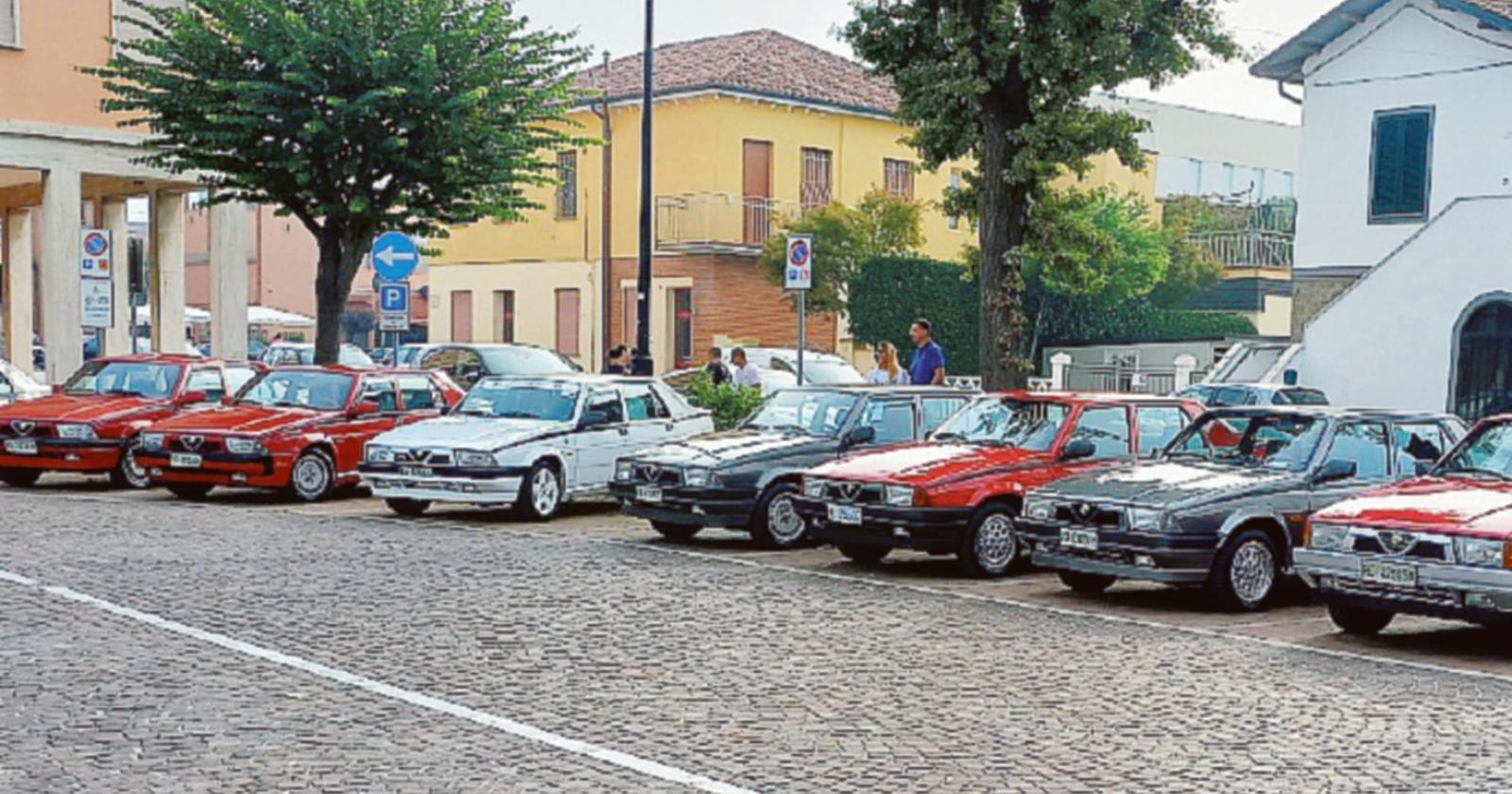 In 40 Alfa 75 per il raduno d’epoca