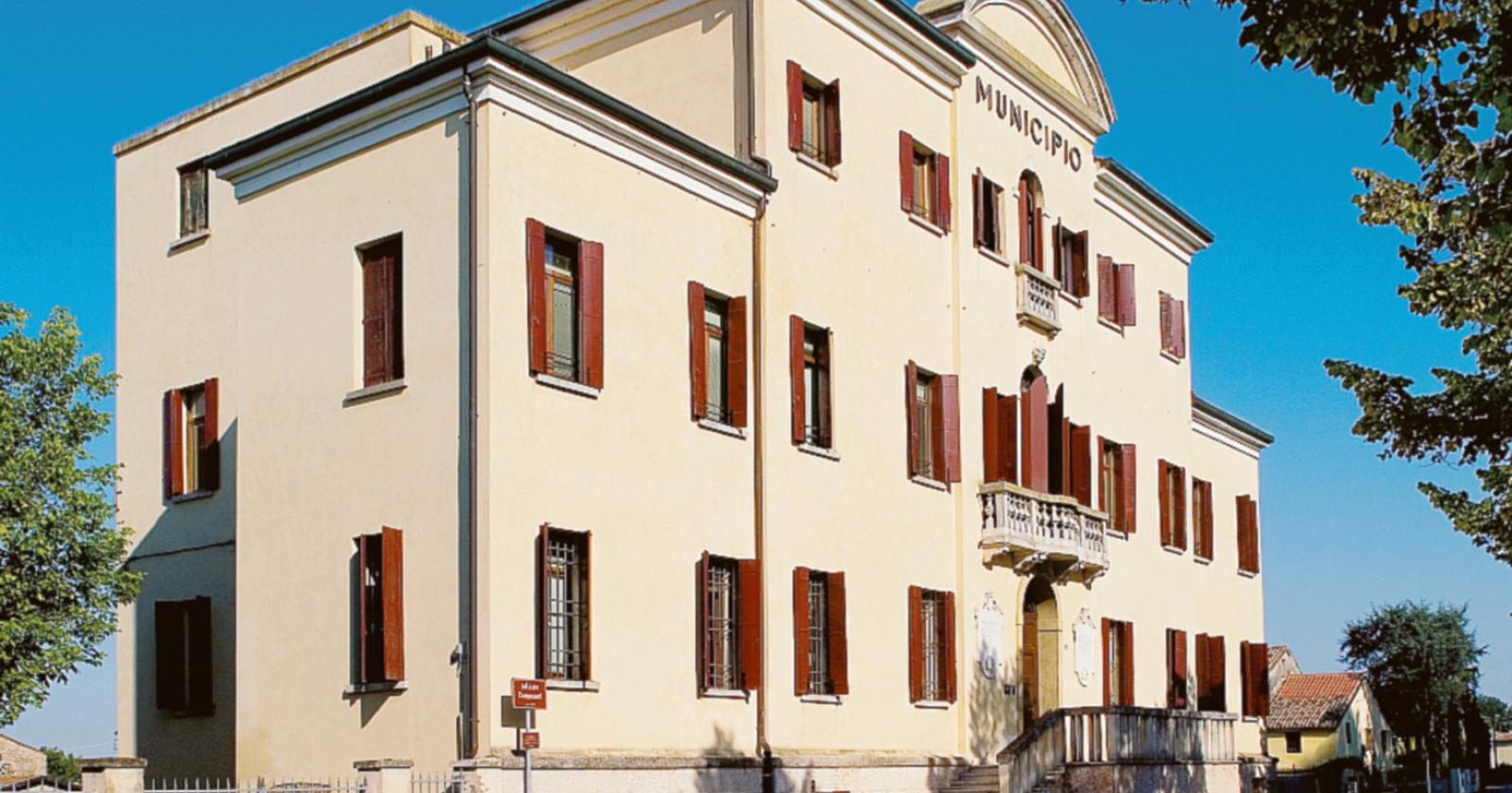 “Un paese segnato dalla Storia”
