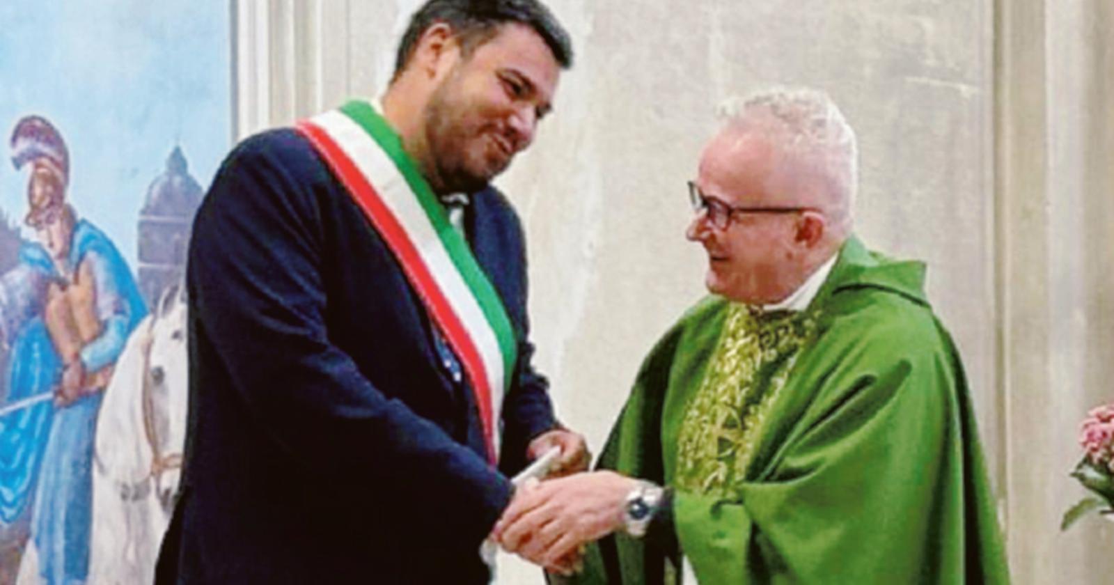 Don Bernardo lascia la parrocchia 
