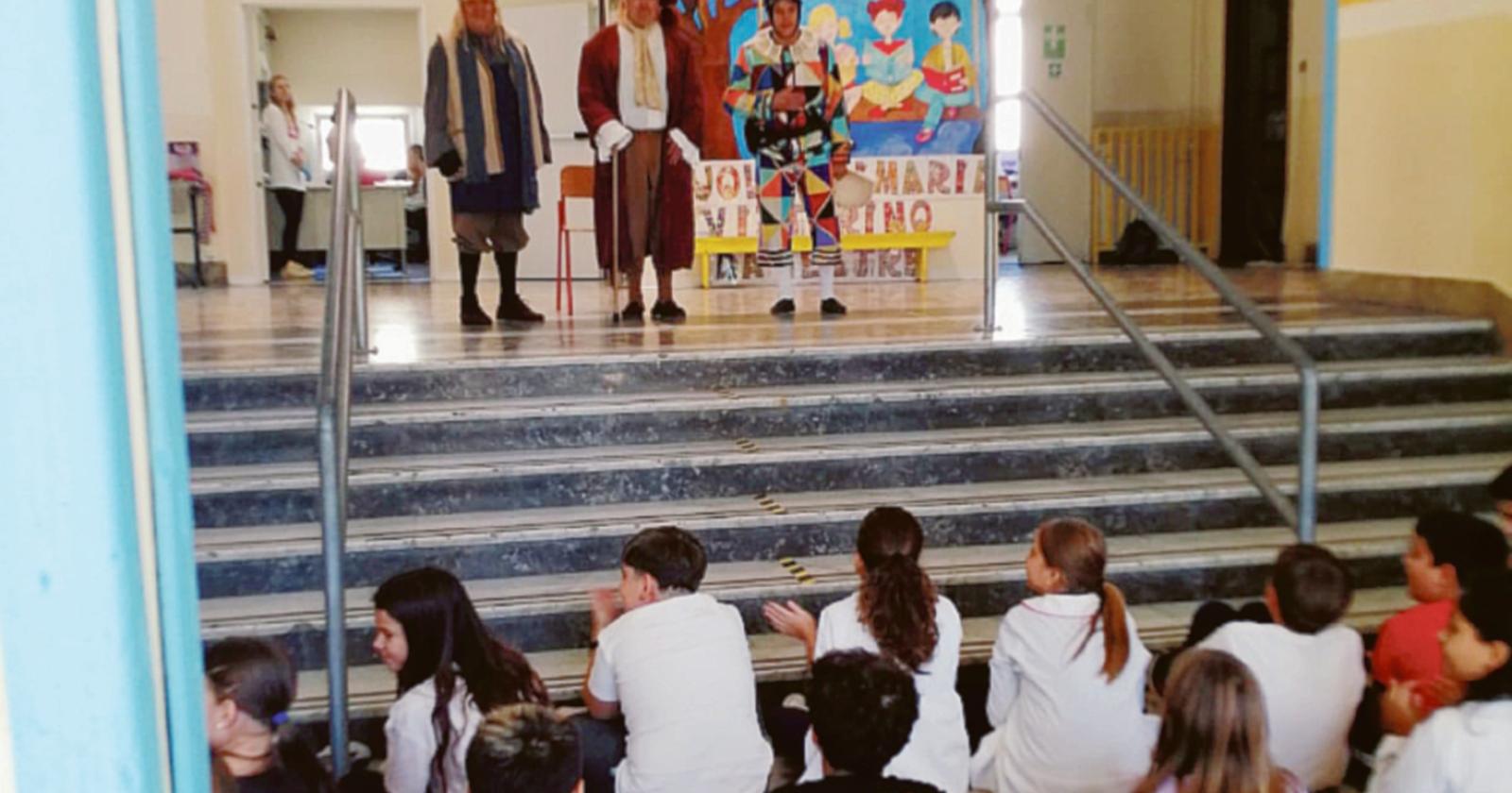 Il teatro tra i banchi di scuola
