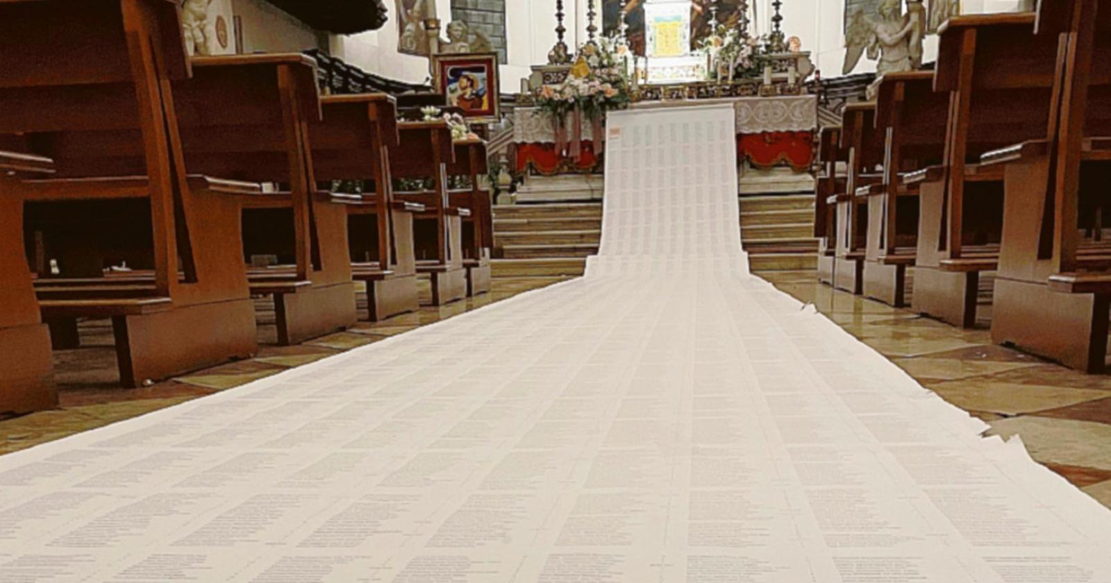 In chiesa l'elenco dei bimbi morti
