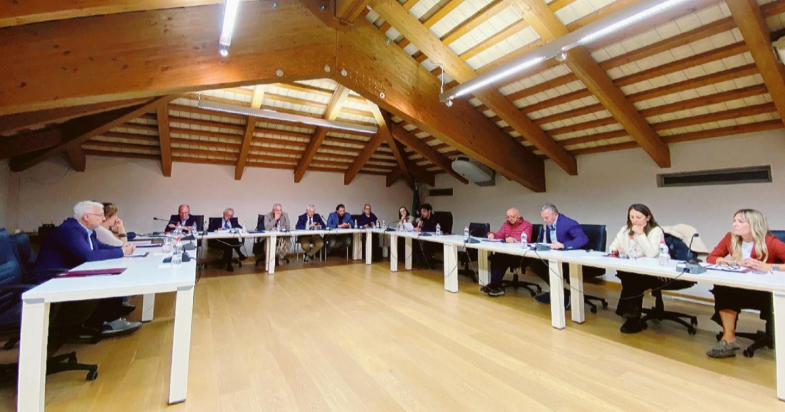 Pochi banchi, il mercato si sposta