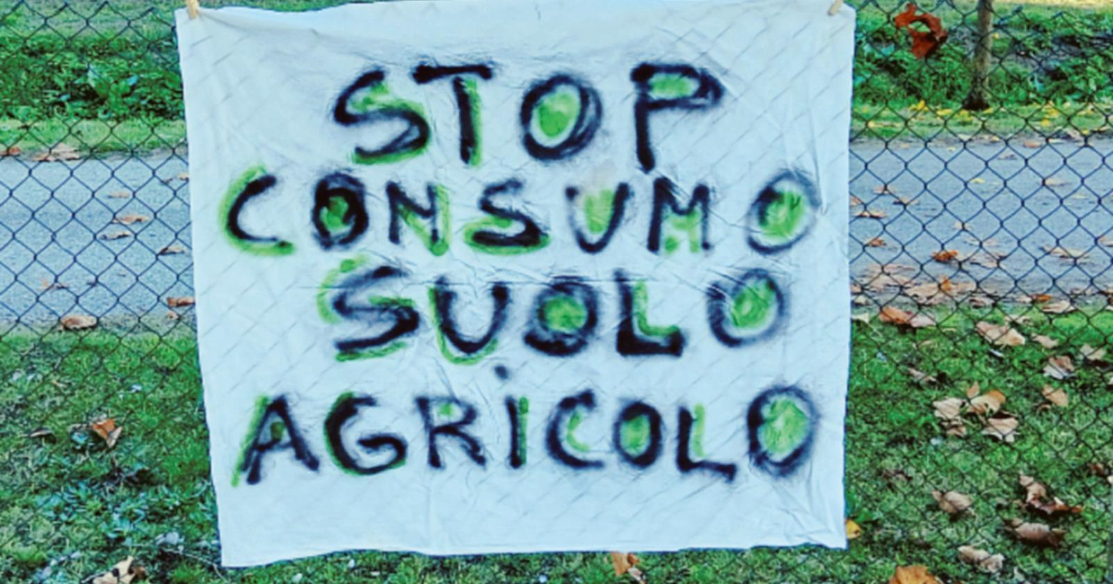 Impianto fotovoltaico, coro di “no”