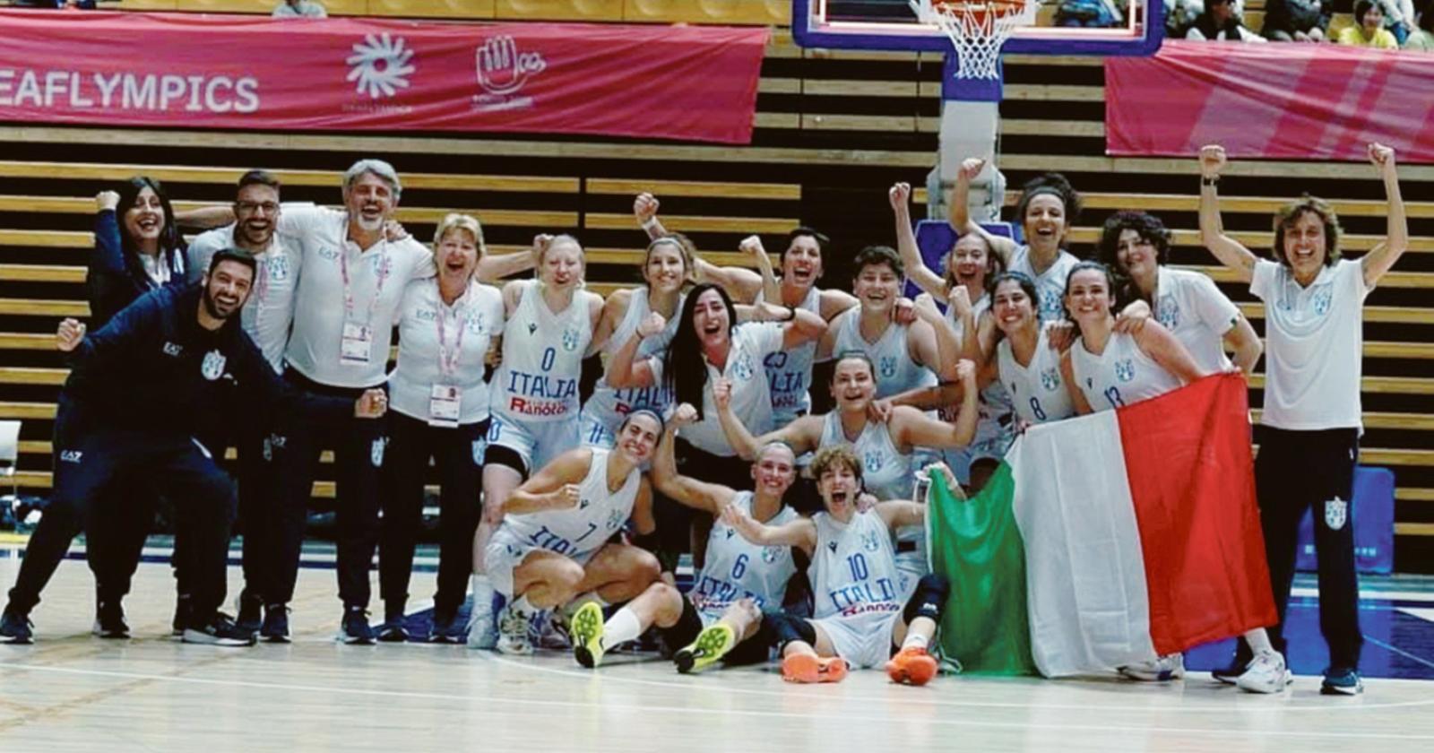 Oliva e l’Italia volano ai quarti