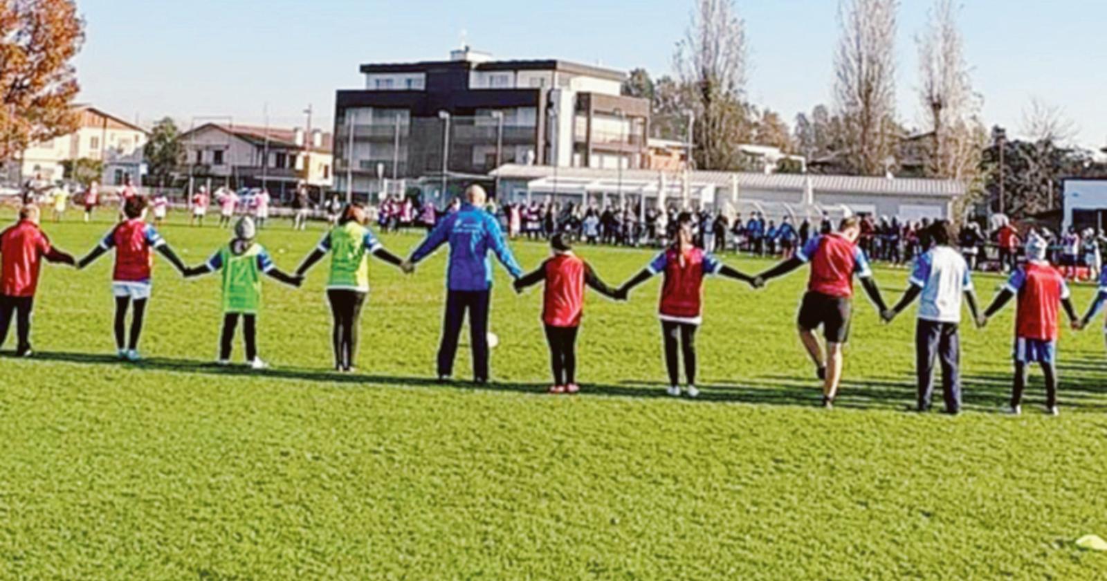 Questa Monti abbraccia tutti