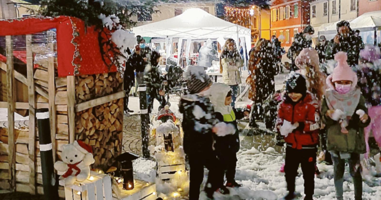 Si accende la corsa al Natale