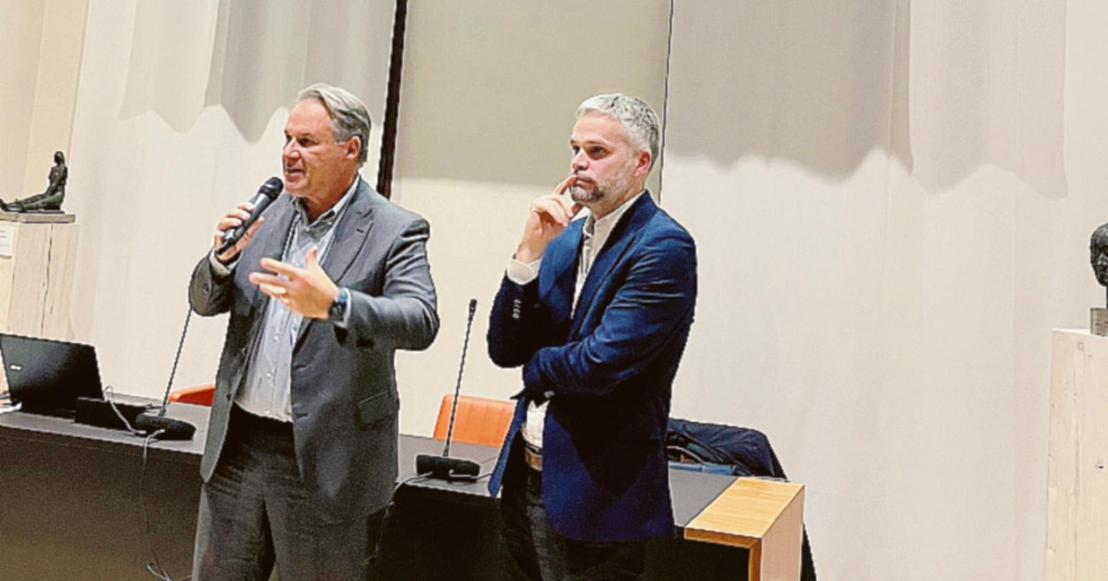 A servizio delle società