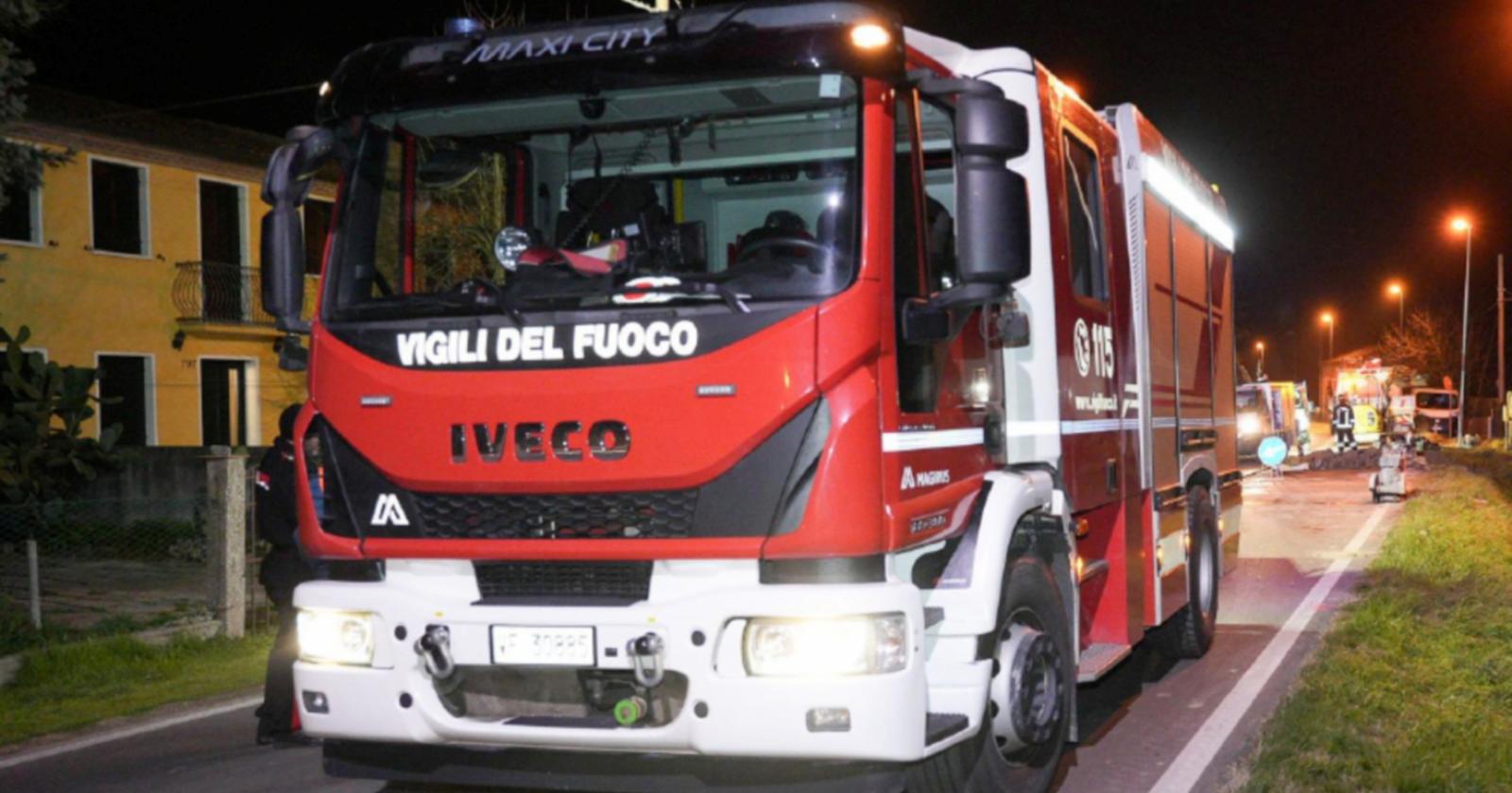 Fuga di gas: evacuate due famiglie con 5 bambini