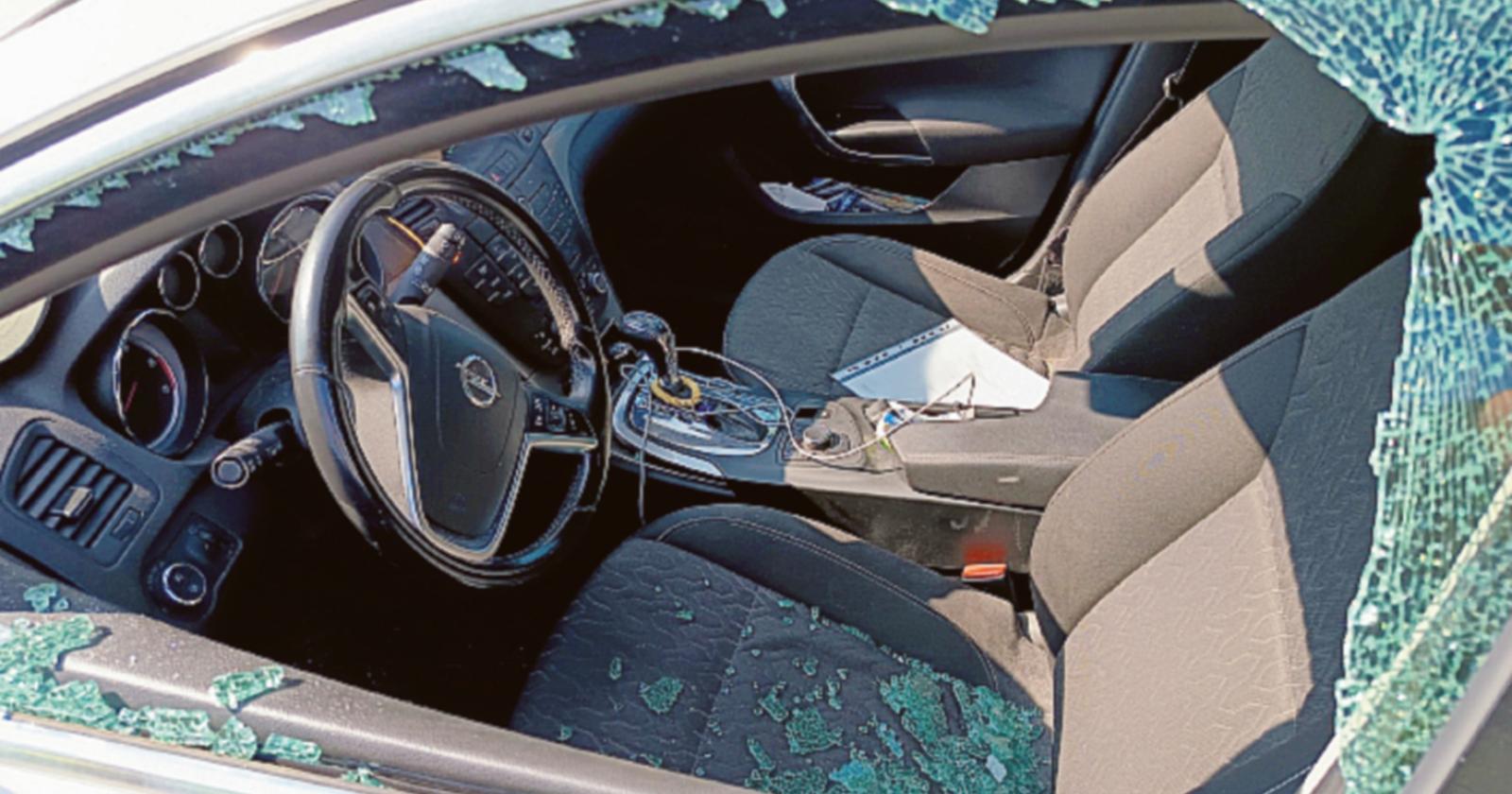 Spaccate sulle auto torna l&rsquo;allarme in citt&agrave;