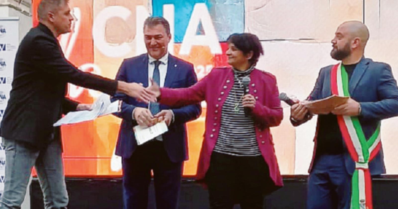 Premio alla restauratrice