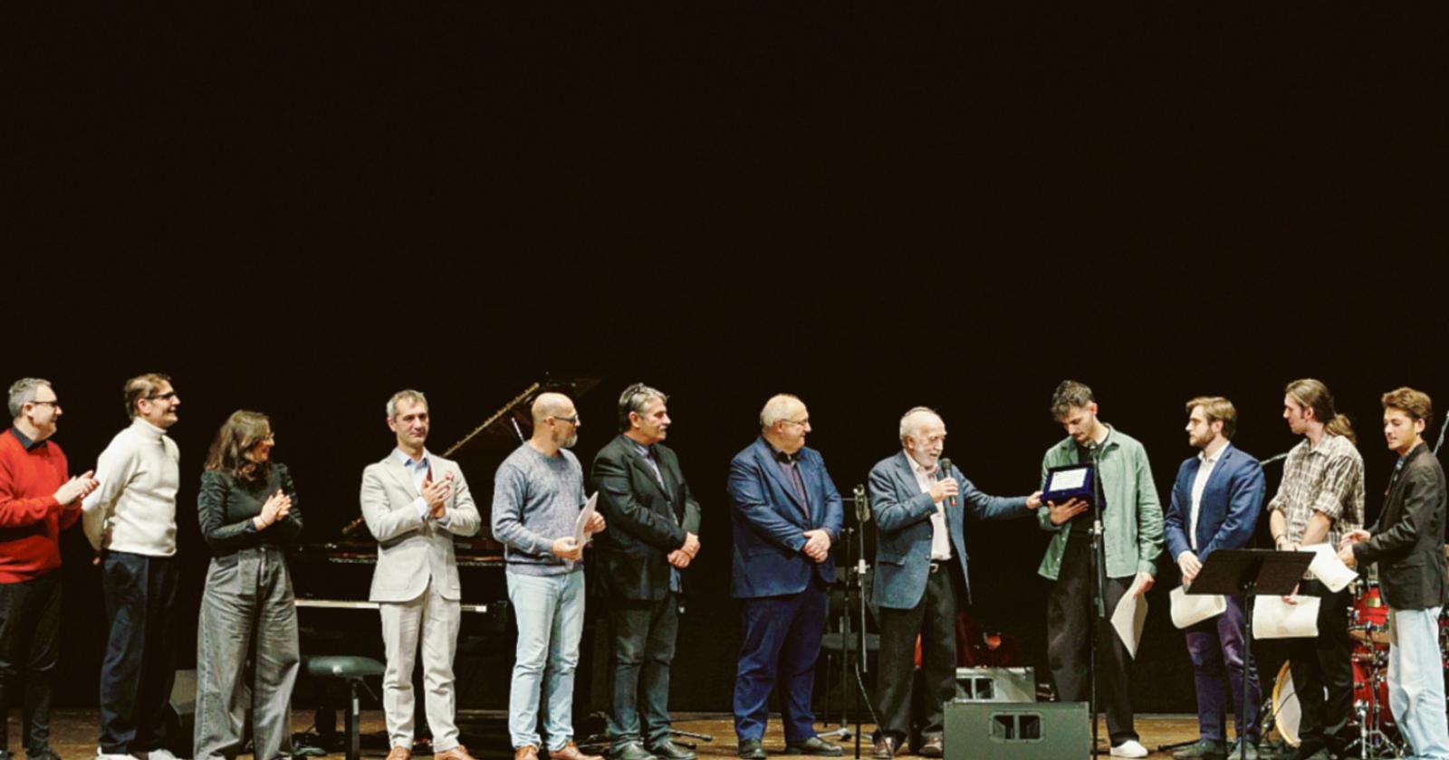 Il sax di Vincenzo conquista il Sociale