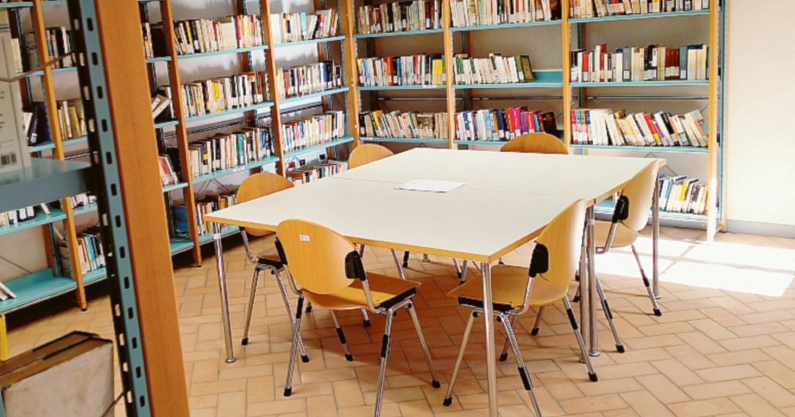 Fitto calendario per il Natale