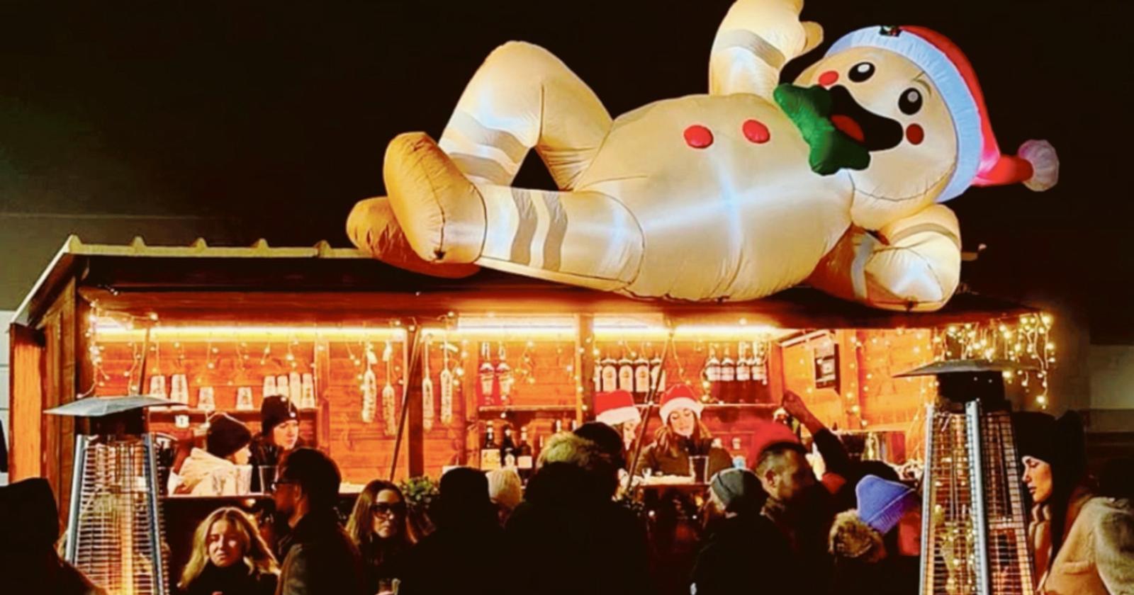 Il commercio abbellisce il Natale