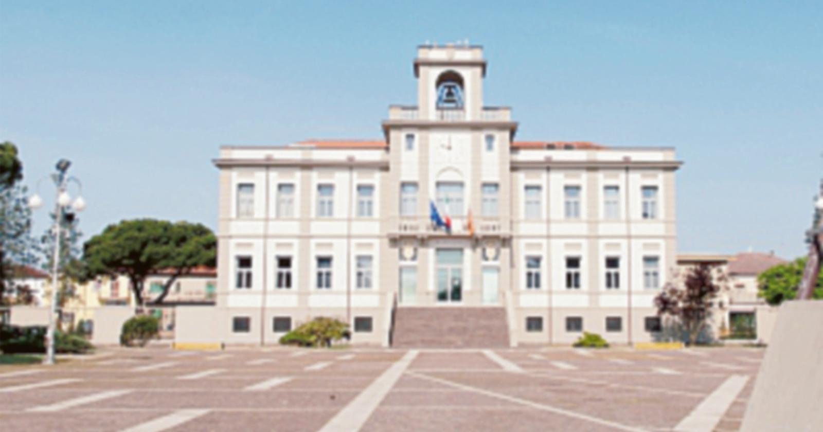  Fari puntati sui pontili lignei