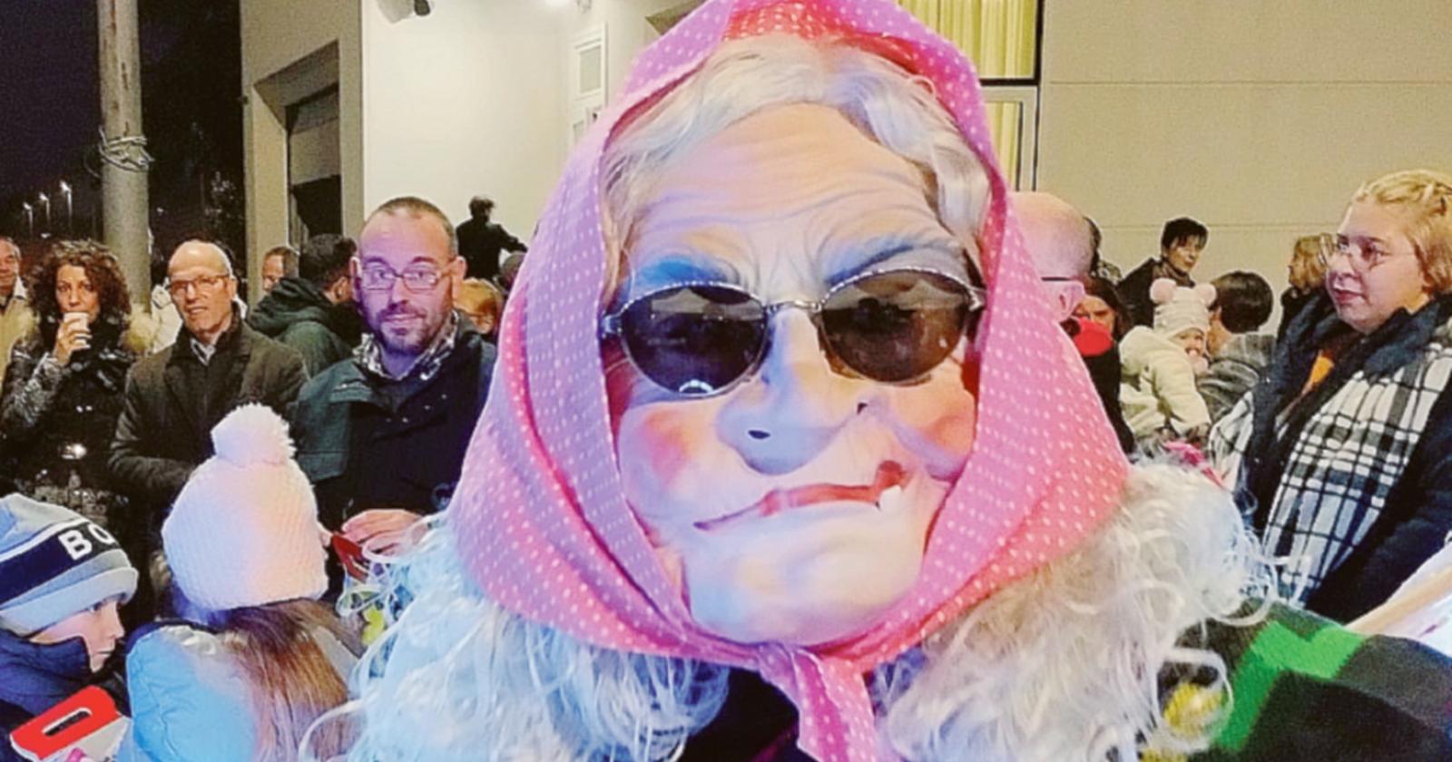 La Befana &ldquo;bussa&rdquo; alla porta