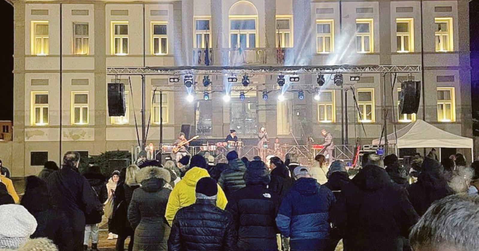 Il giorno dopo... Tutti a pulire