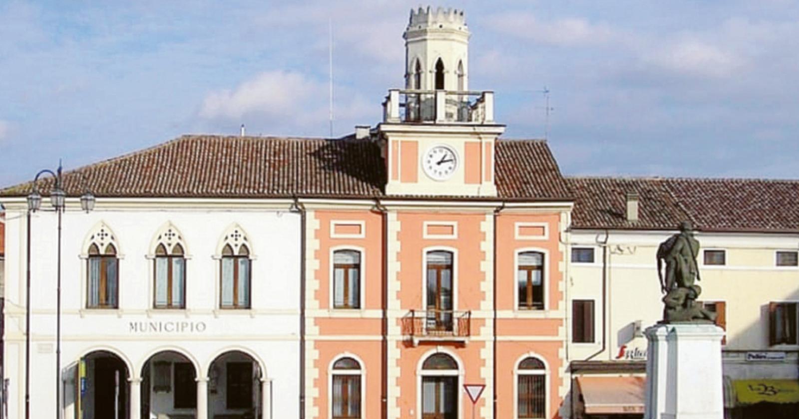 Associazioni, via ai contributi