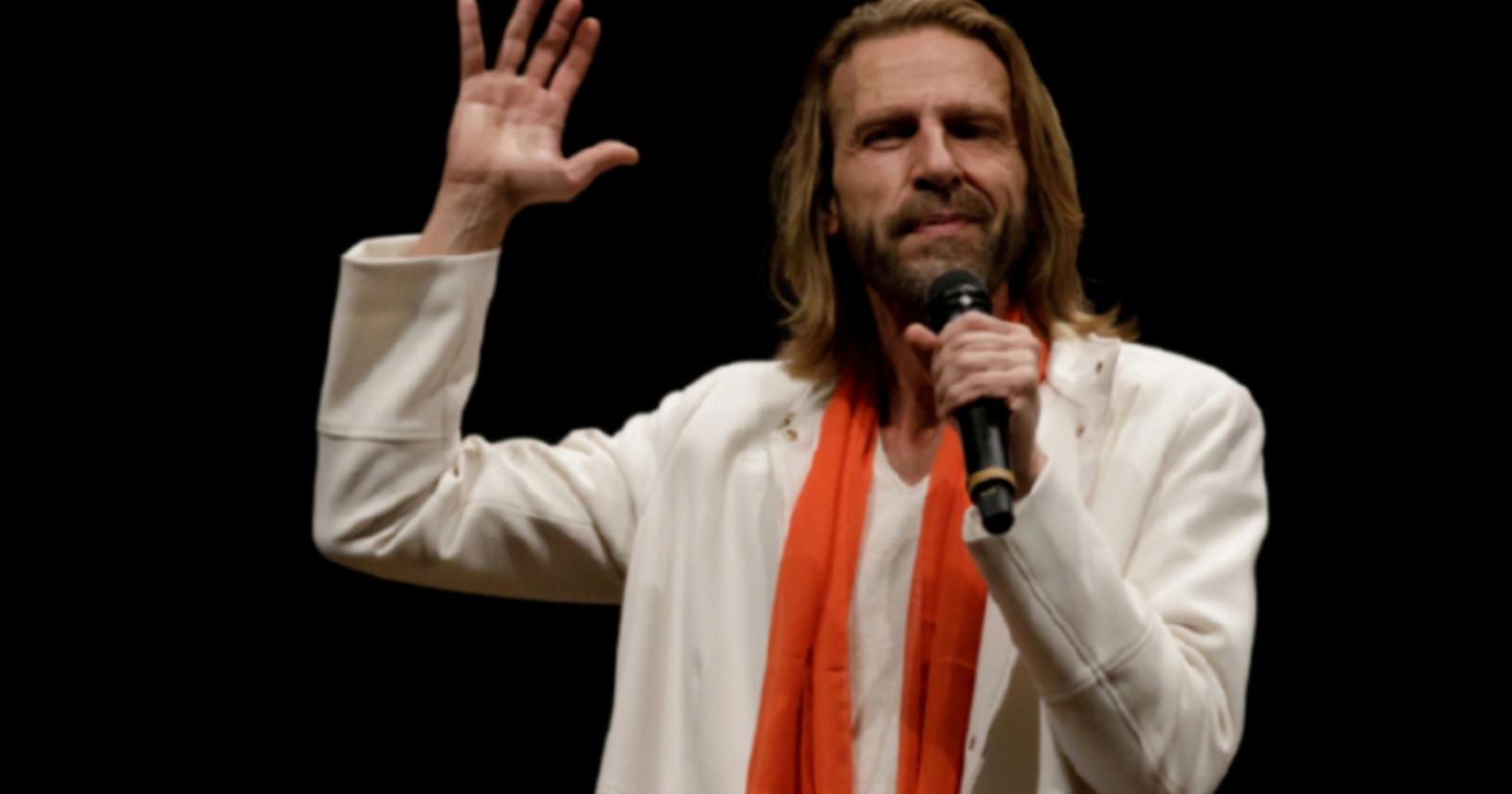 Questa sera al Sociale le hit di Franco Battiato