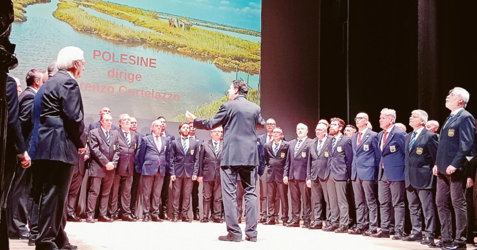 Due cori uniti per Gianni Malatesta