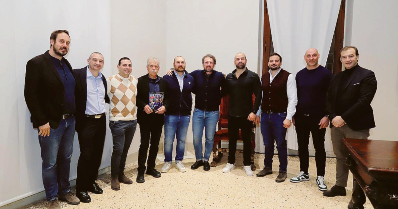 Ovale raccontato per immagini