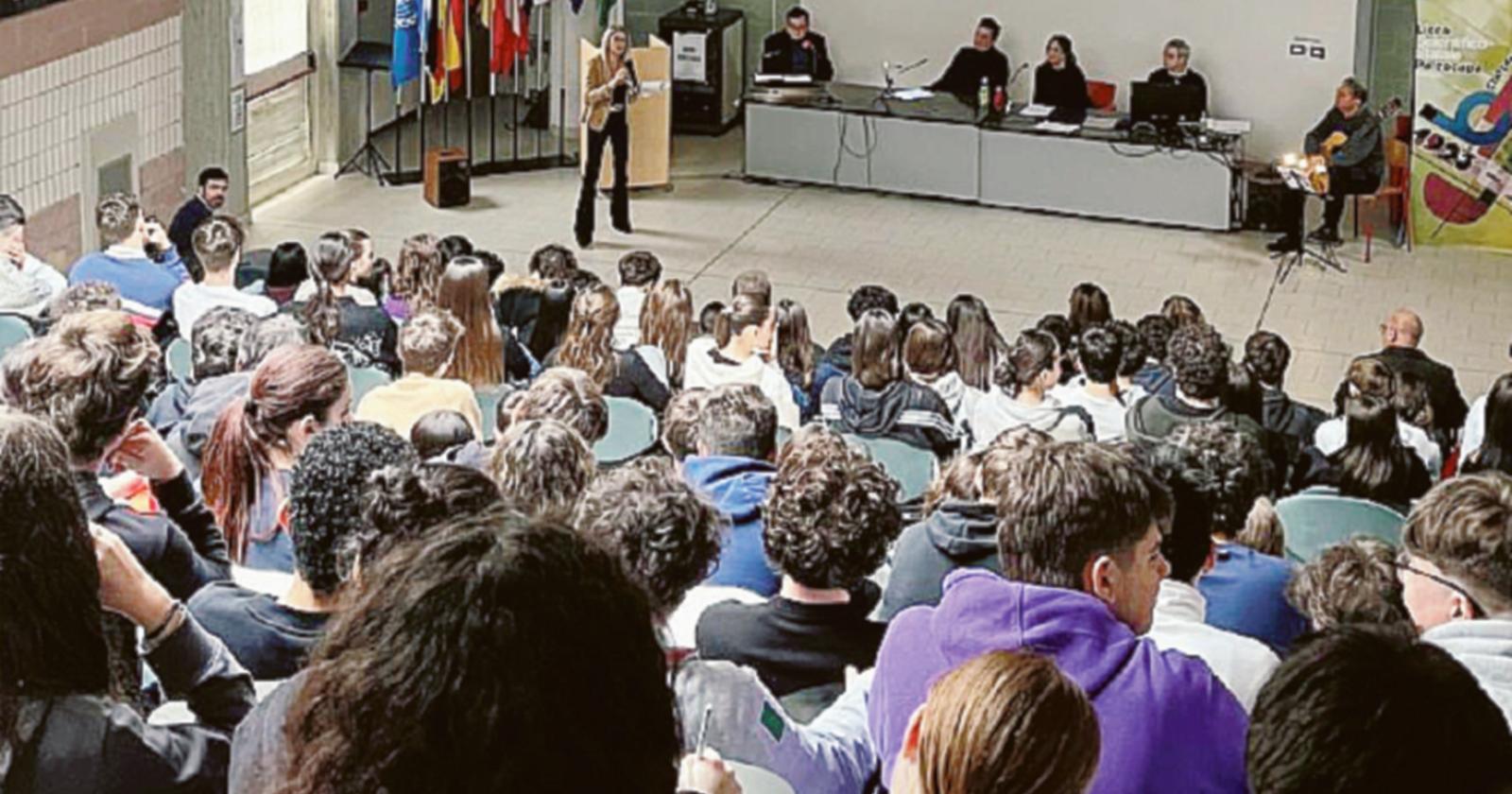 Menone al Paleocapa per la verit&agrave;