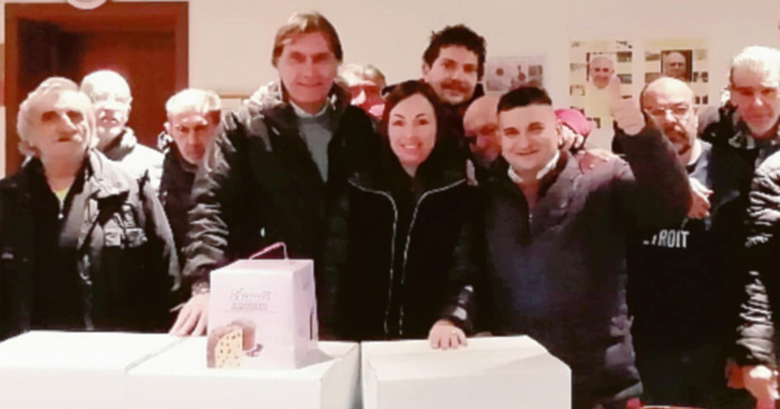 Panettoni donati ai pi&ugrave; bisognosi