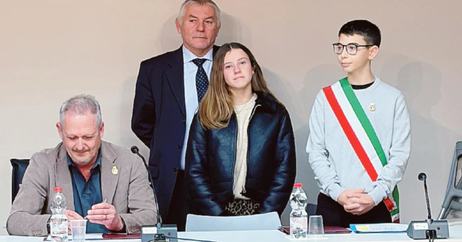 &ldquo;Costi ridotti, salvando i servizi&rdquo;