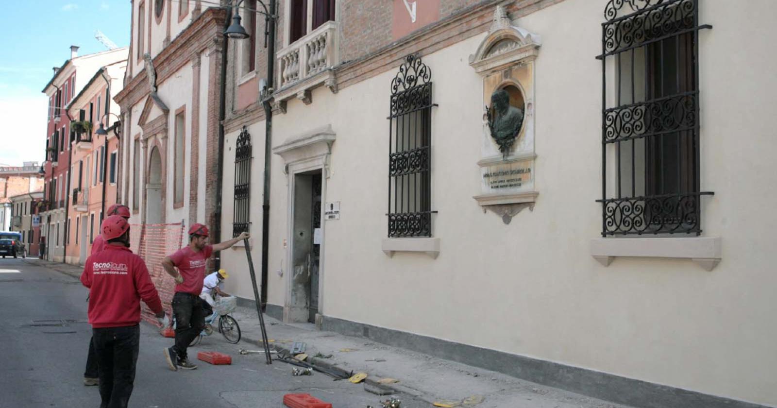 &ldquo;Difendere la nostra identit&agrave;&rdquo;