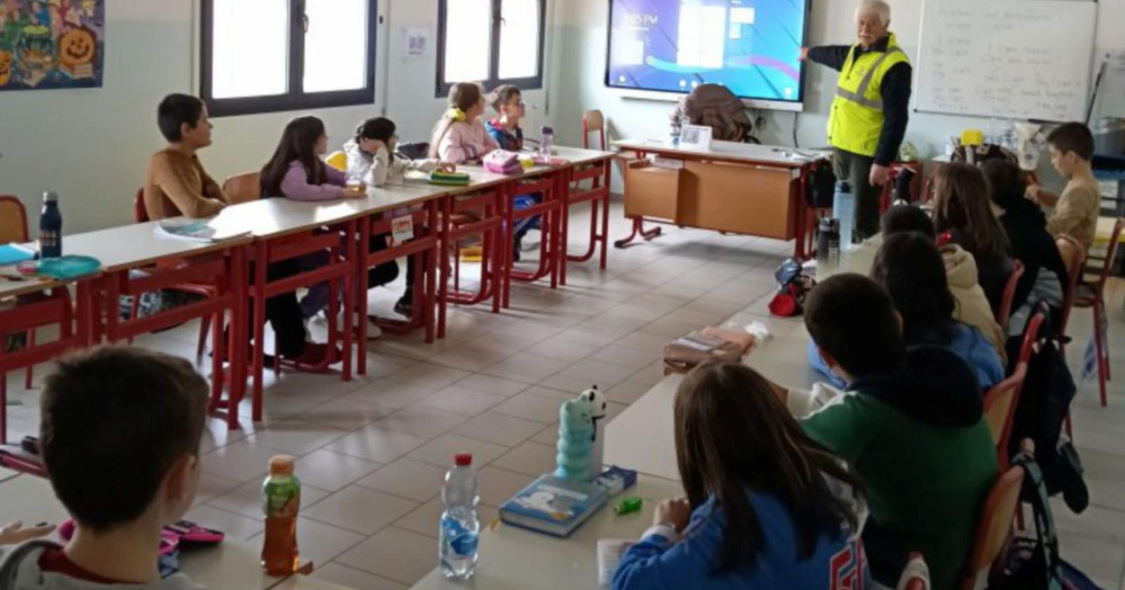 Tra le pagine della Costituzione