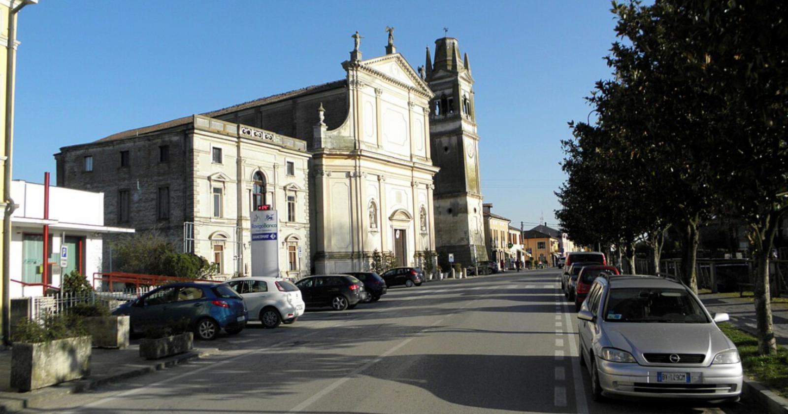 &ldquo;Pioggia&rdquo; di dossi nelle vie del centro