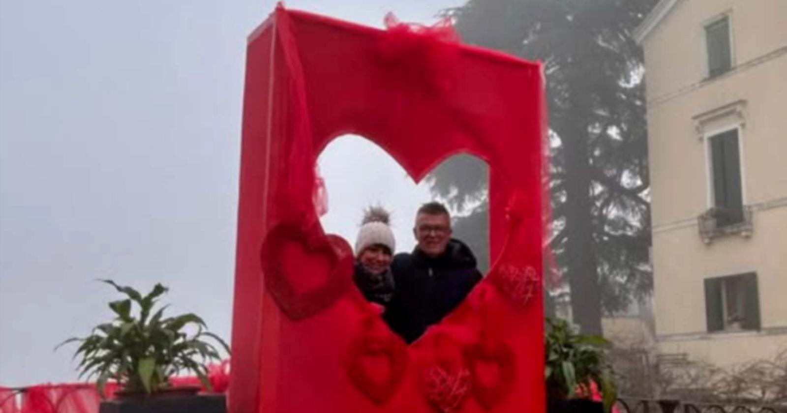 Un grande cuore per i selfie 