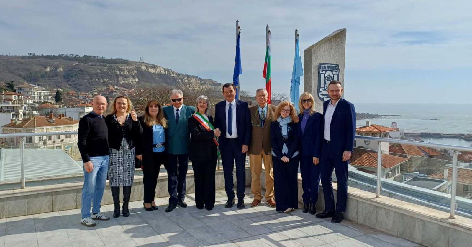 Danza tra le pieghe della storia