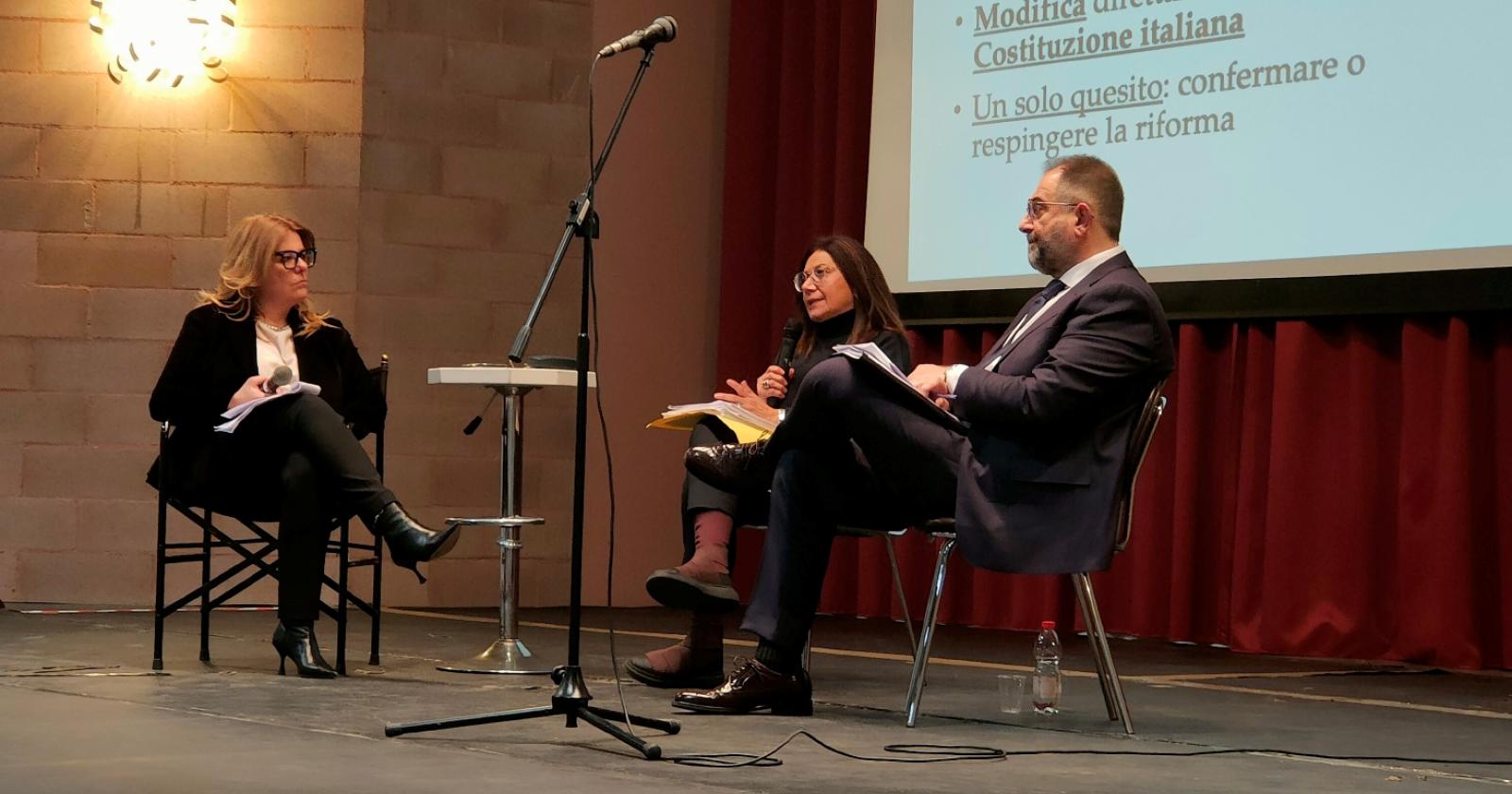 Referendum, il s&igrave; e il no a confronto