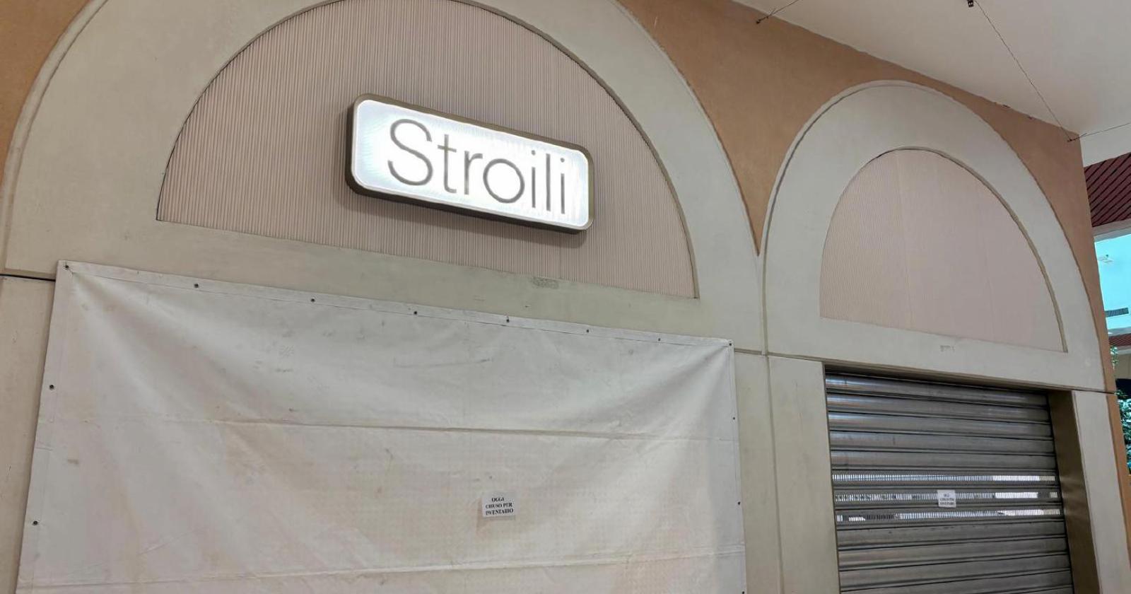 La banda dei gioielli colpisce qui