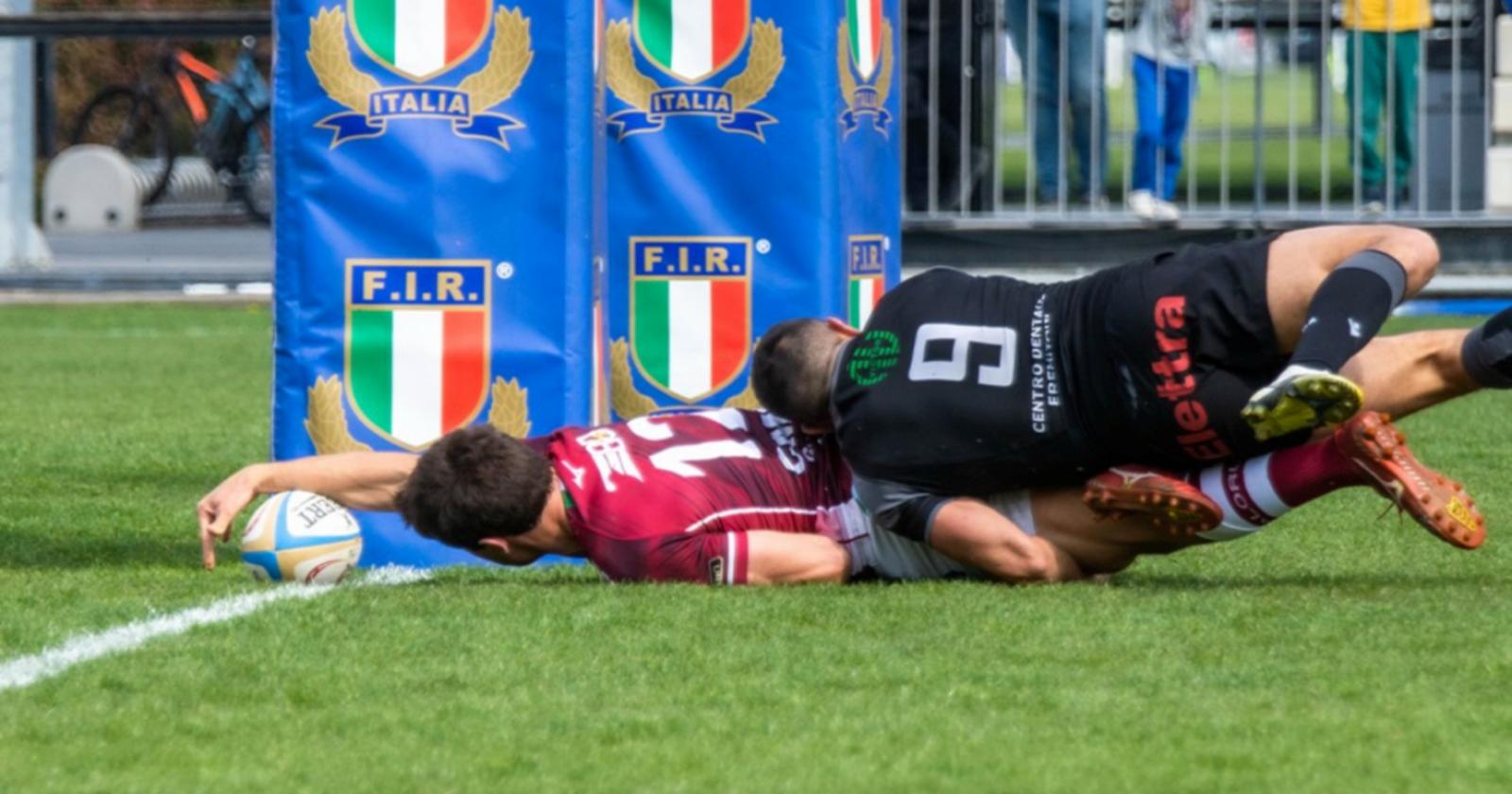 Il movimento crolla dal basso