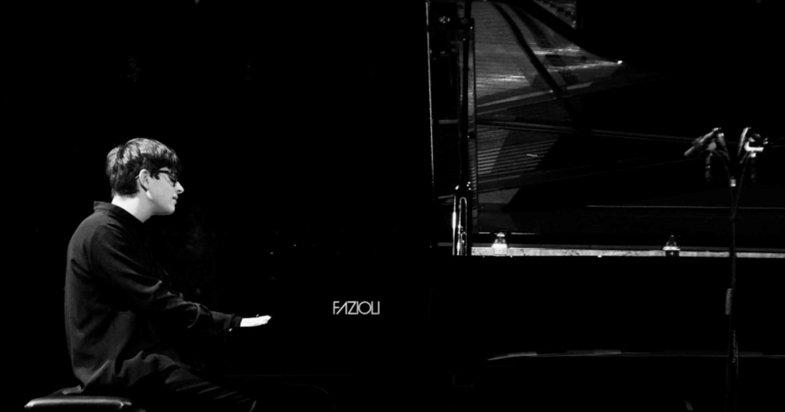 Arriva il virtuoso del pianoforte