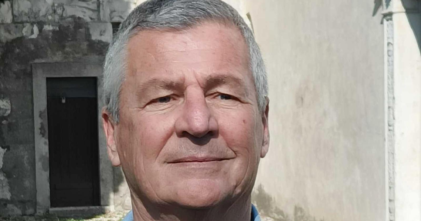 &ldquo;Frena il camper, pioppo in crisi&rdquo;