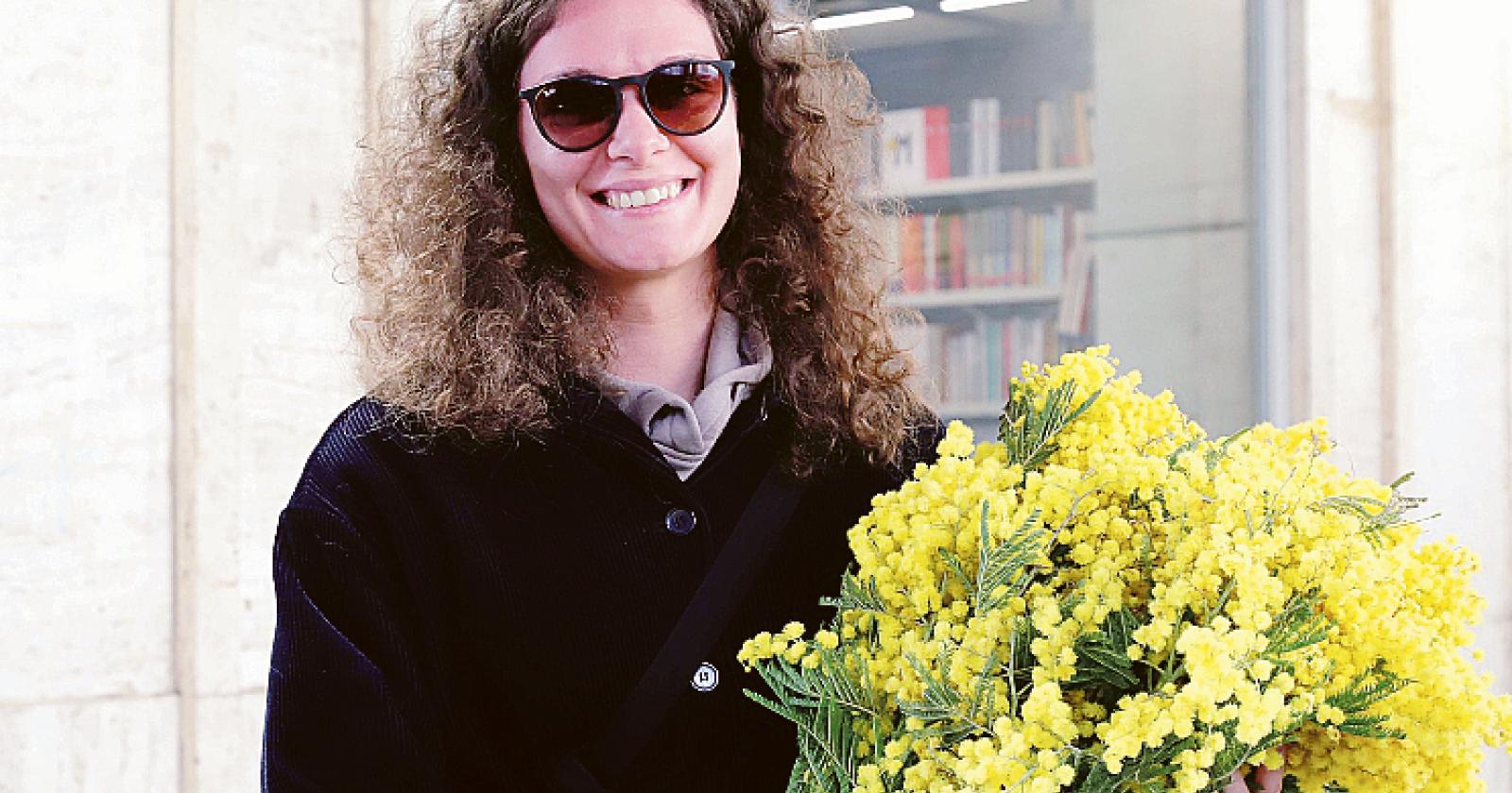 Festa della donna, una giornata fra mimose, auguri e canzoni