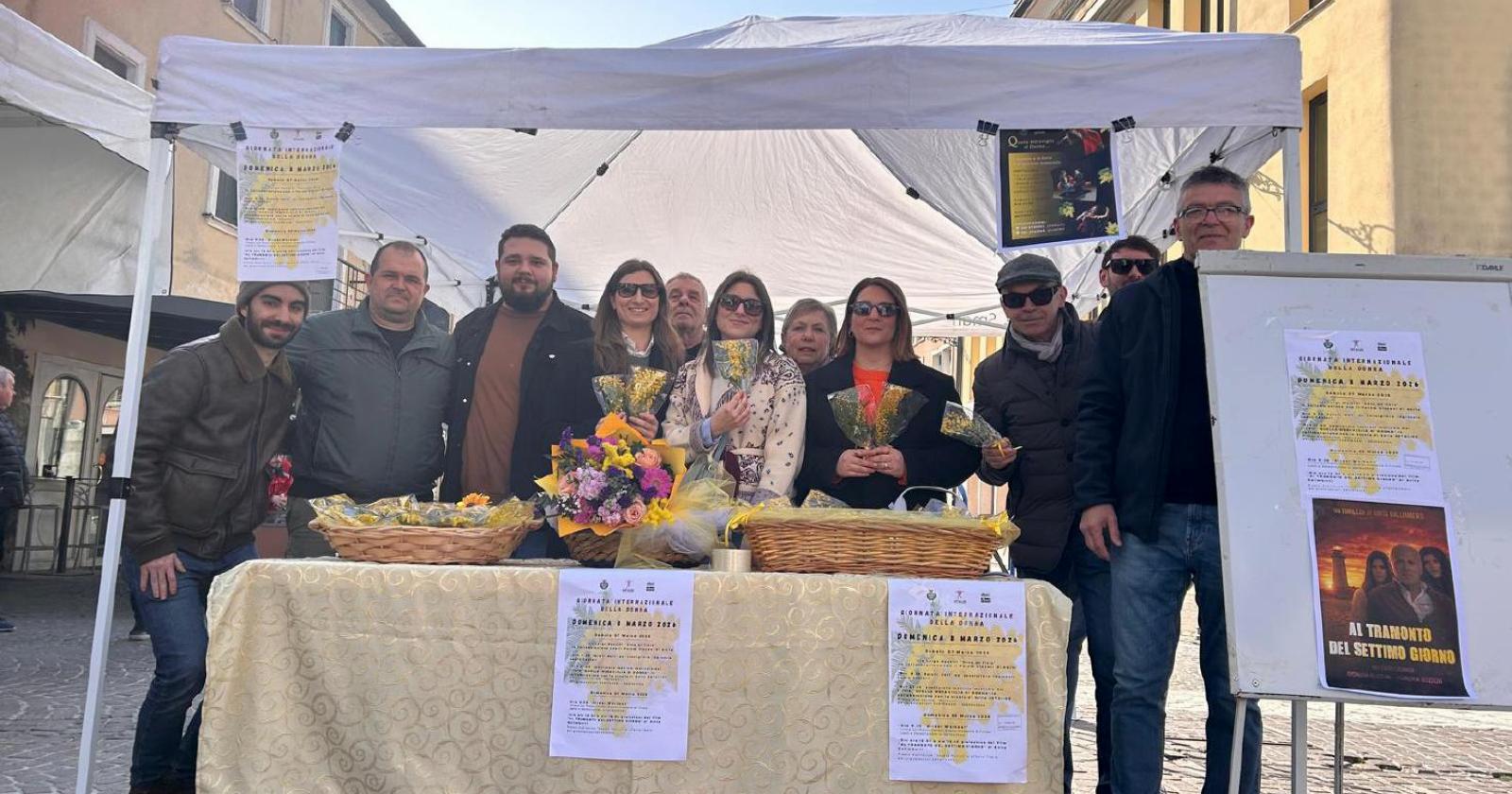 500 mazzi di mimose, tutti per loro