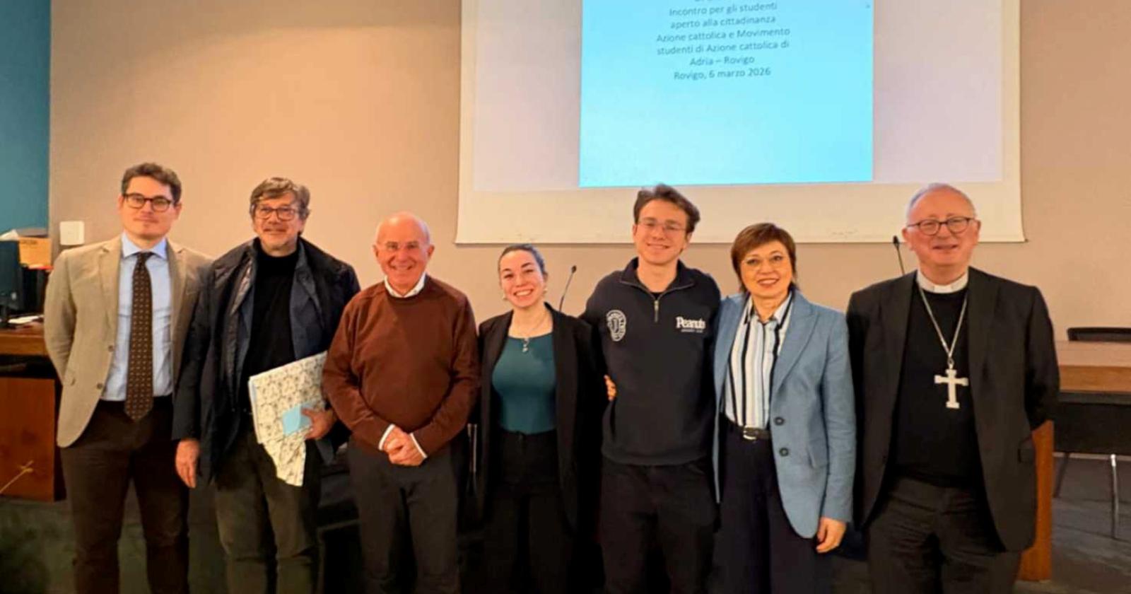 Referendum, in sala anche il vescovo