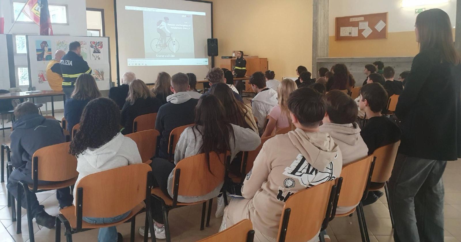 A scuola di sicurezza stradale