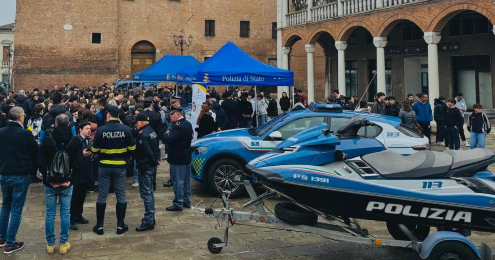 Studenti a scuola di legalit&agrave;