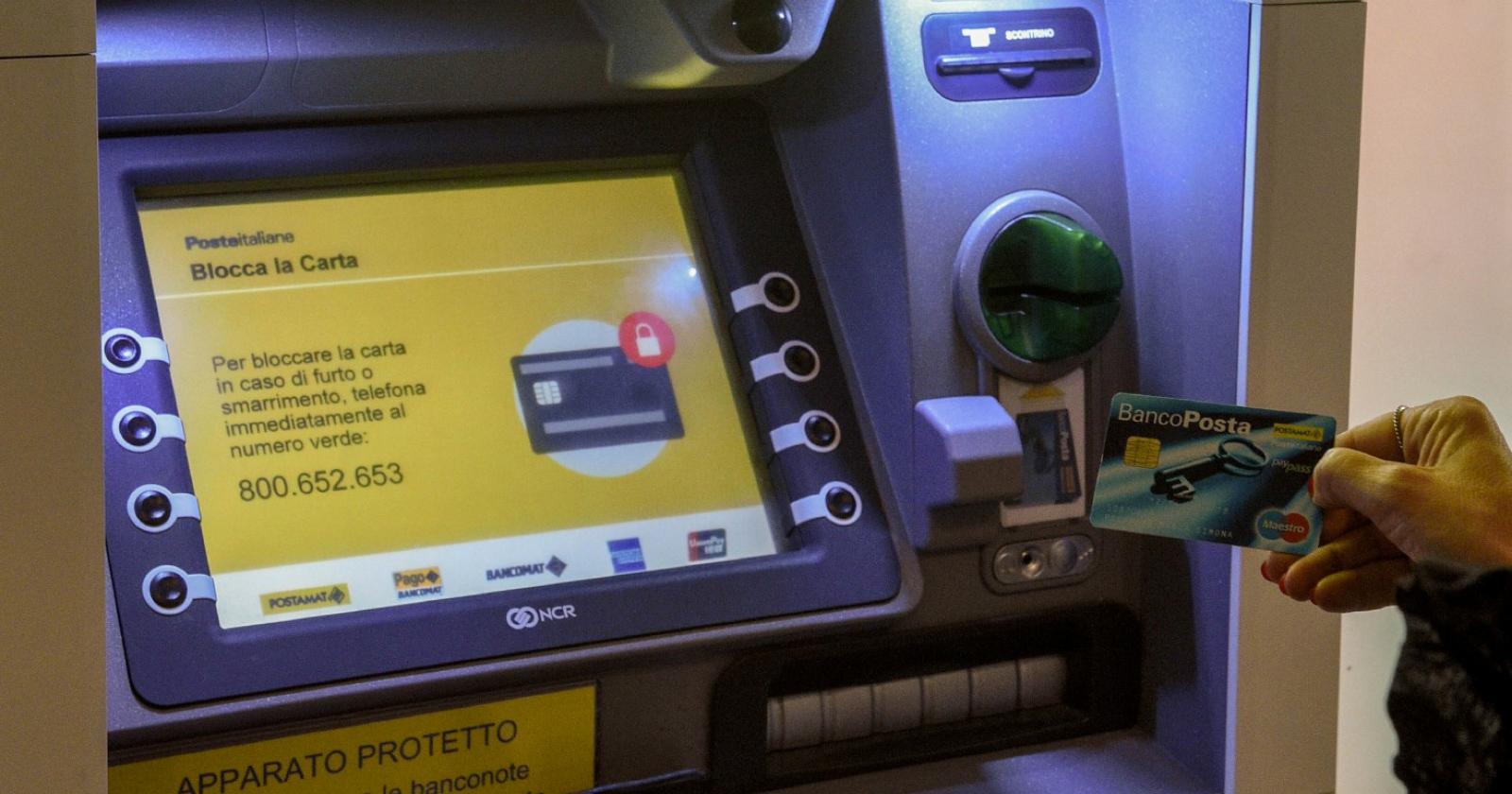 Ufficio postale sempre pi&ugrave; innovativo