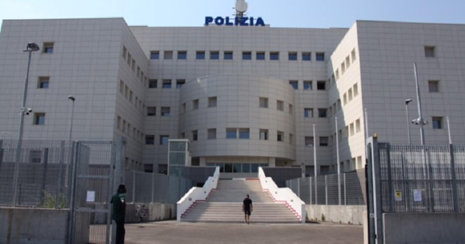 Il piazzale della Questura intitolato a Guido Consigli