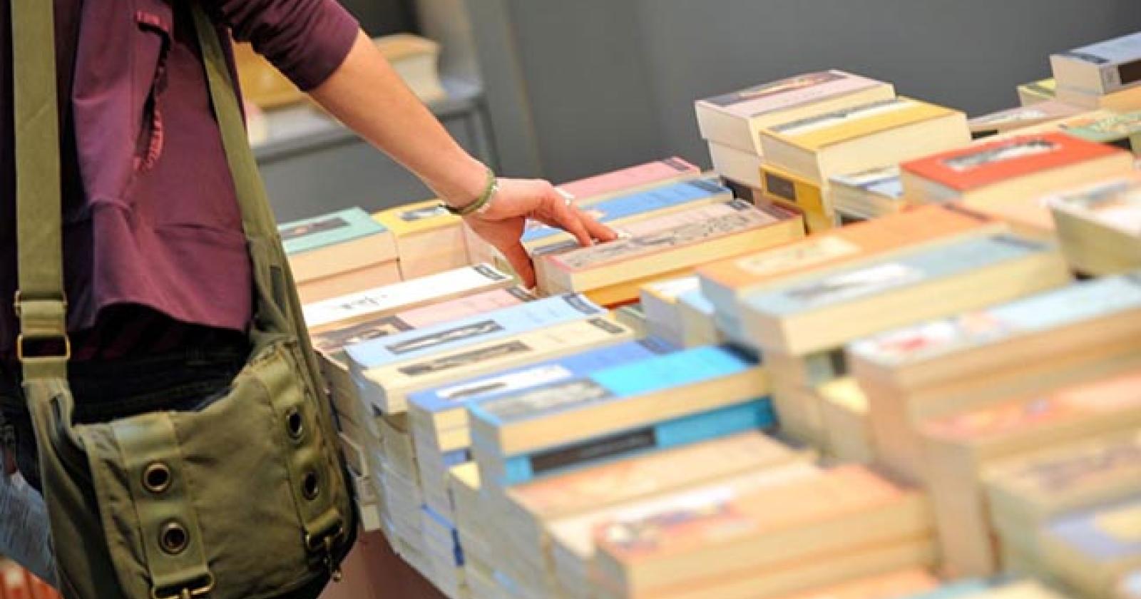 Un contributo per pagare i libri scolastici alle famiglie in difficoltà
