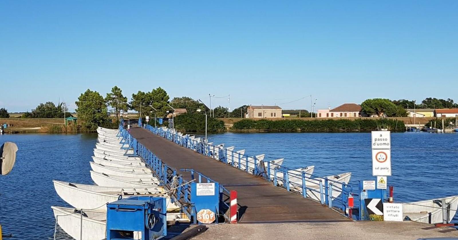 Santa Giulia, ponte di barche chiuso fino al 30 marzo