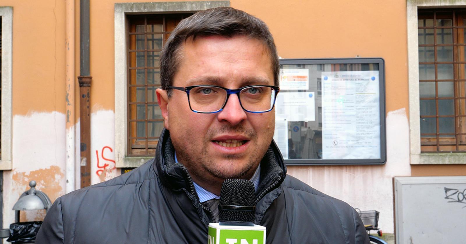 "Anche il Comune può fare la propria parte, sindaco, se ci siete battete un colpo"