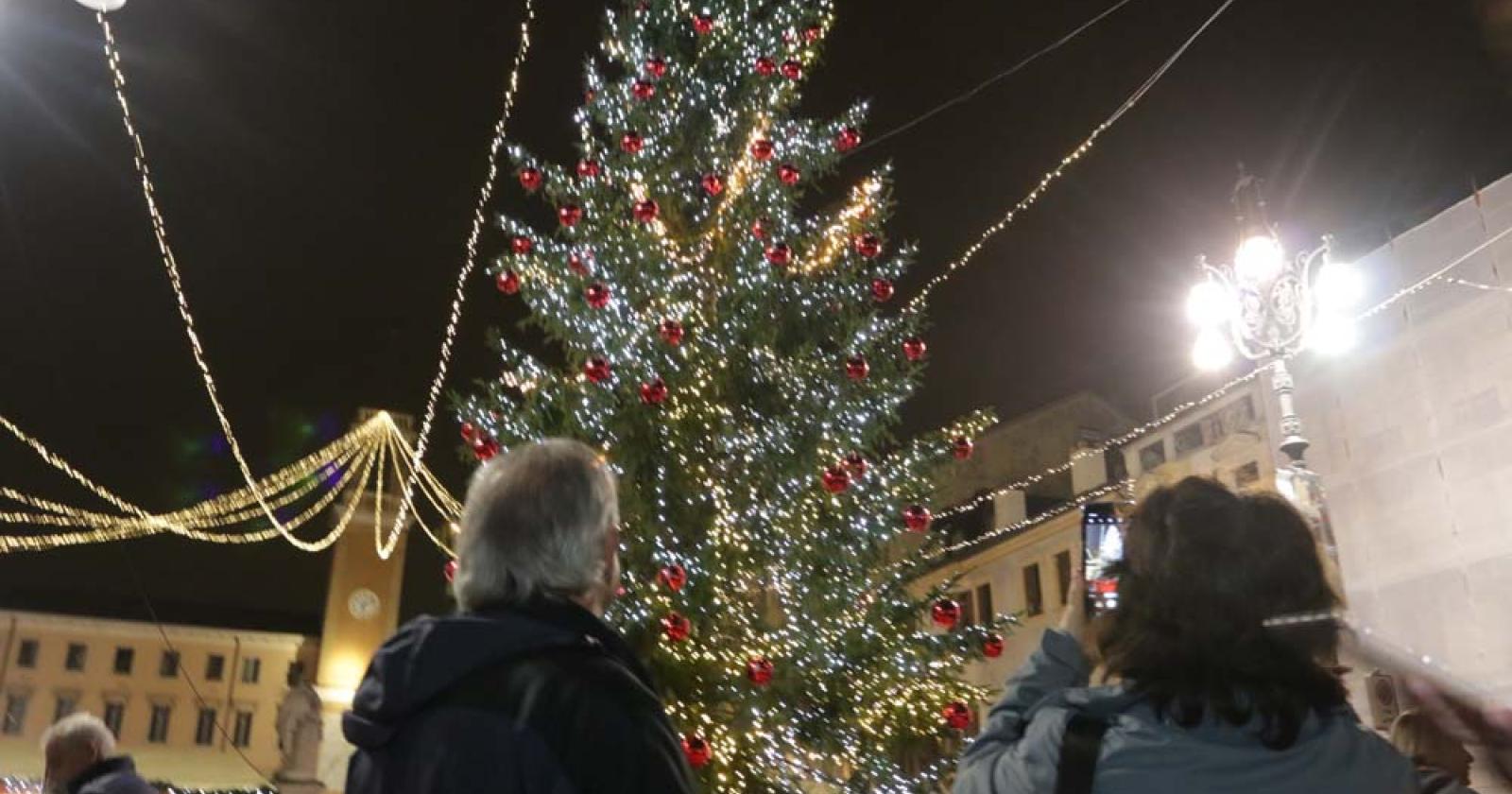 Arriva il natale a Rovigo: Luci, musica, mercatini e tantissimi spettacoli